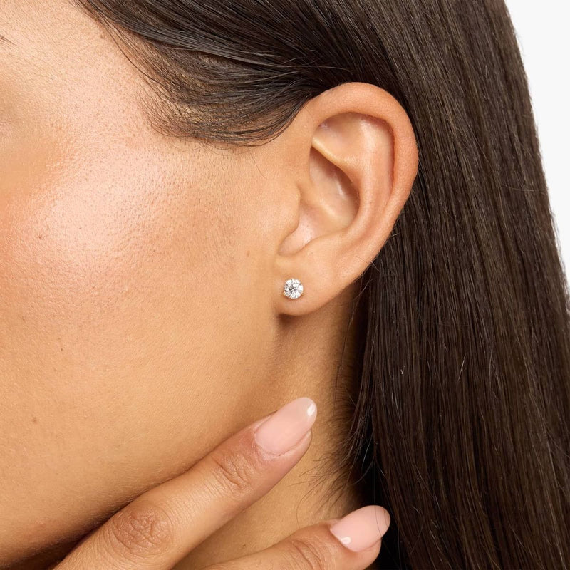 MoizyShine™ 4 Prong Earring